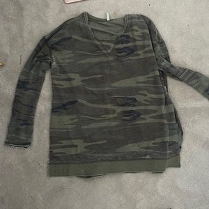 X supply size xs fit’s oversized